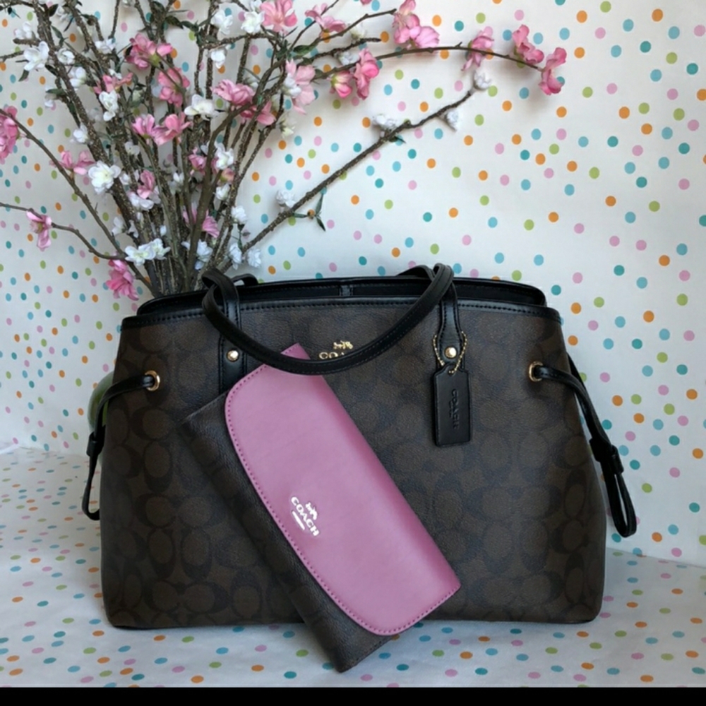 Couch purse